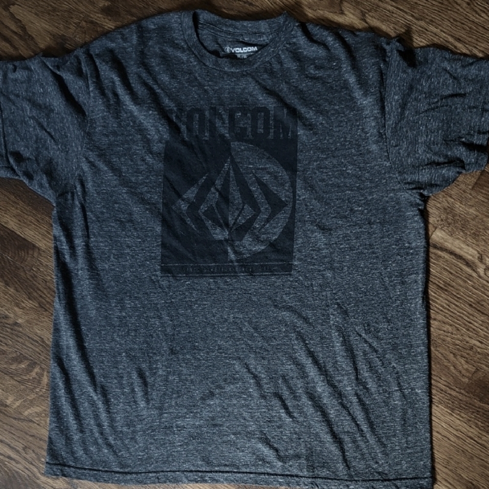 Volcom Men's Gray T-Shirt